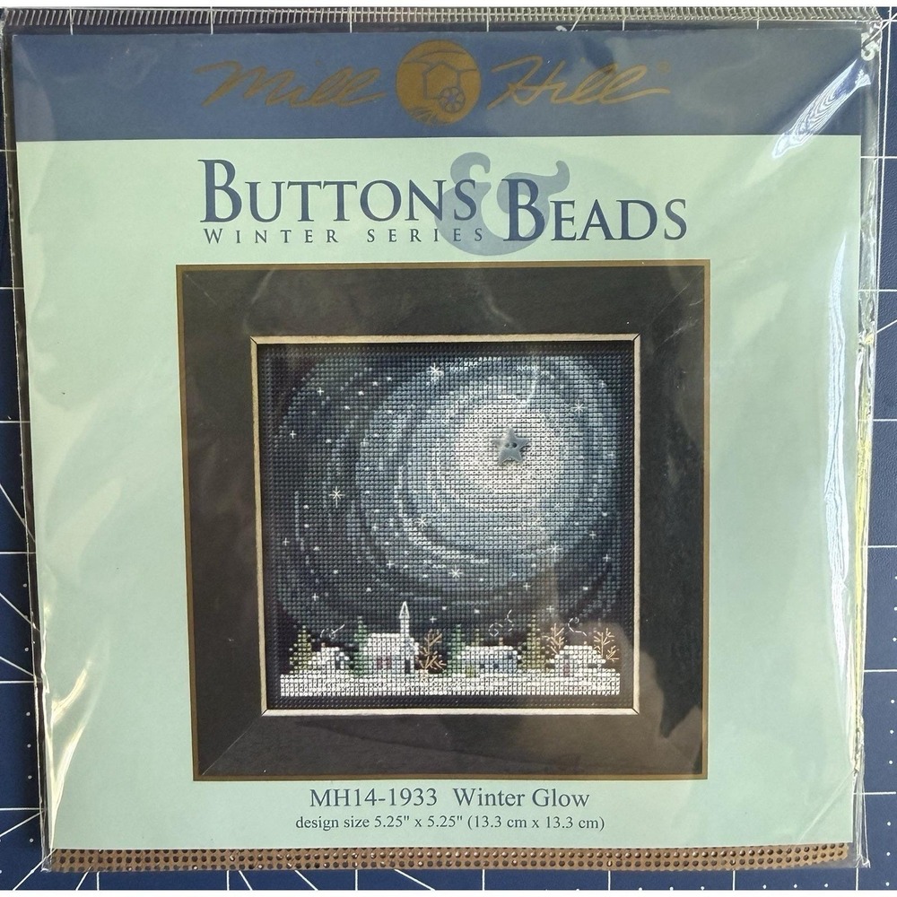 Mill Hill Buttons & Beads Winter Series Kit Winter Glow w Ceramic‎ Button